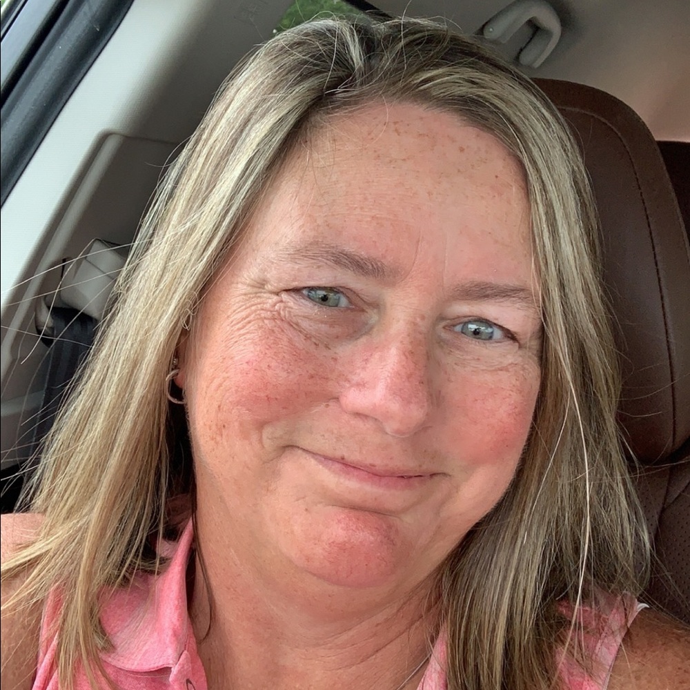 Meet your Posher, Kelly
